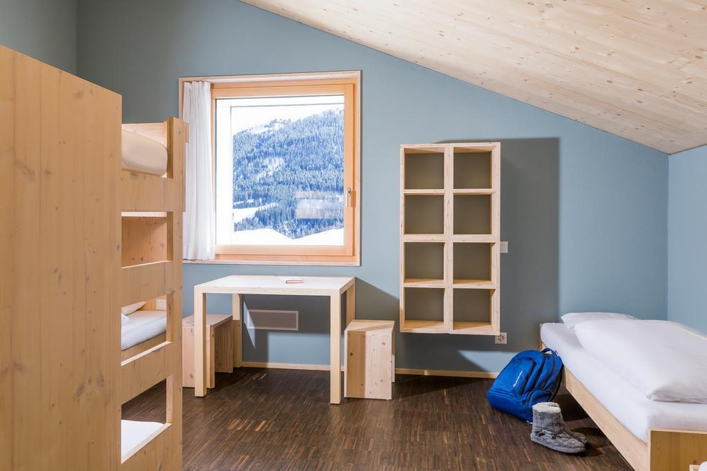 Hostel Nova Casa Spinatscha Sedrun Zewnętrze zdjęcie