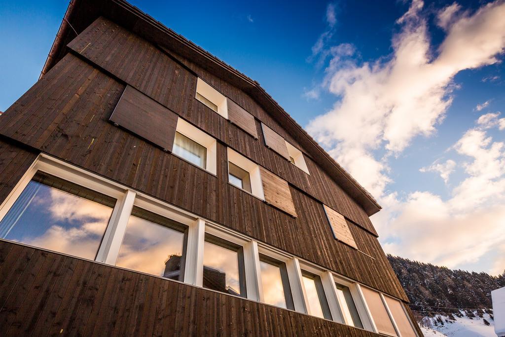 Hostel Nova Casa Spinatscha Sedrun Zewnętrze zdjęcie